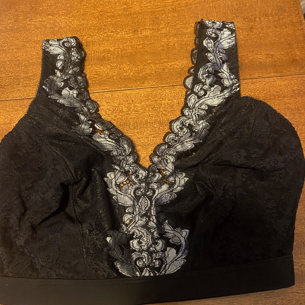 Breezies Wire Free Bralette Lace Bra